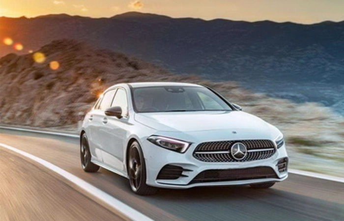 Viaje a España en automóvil: dónde empezar y dónde ir